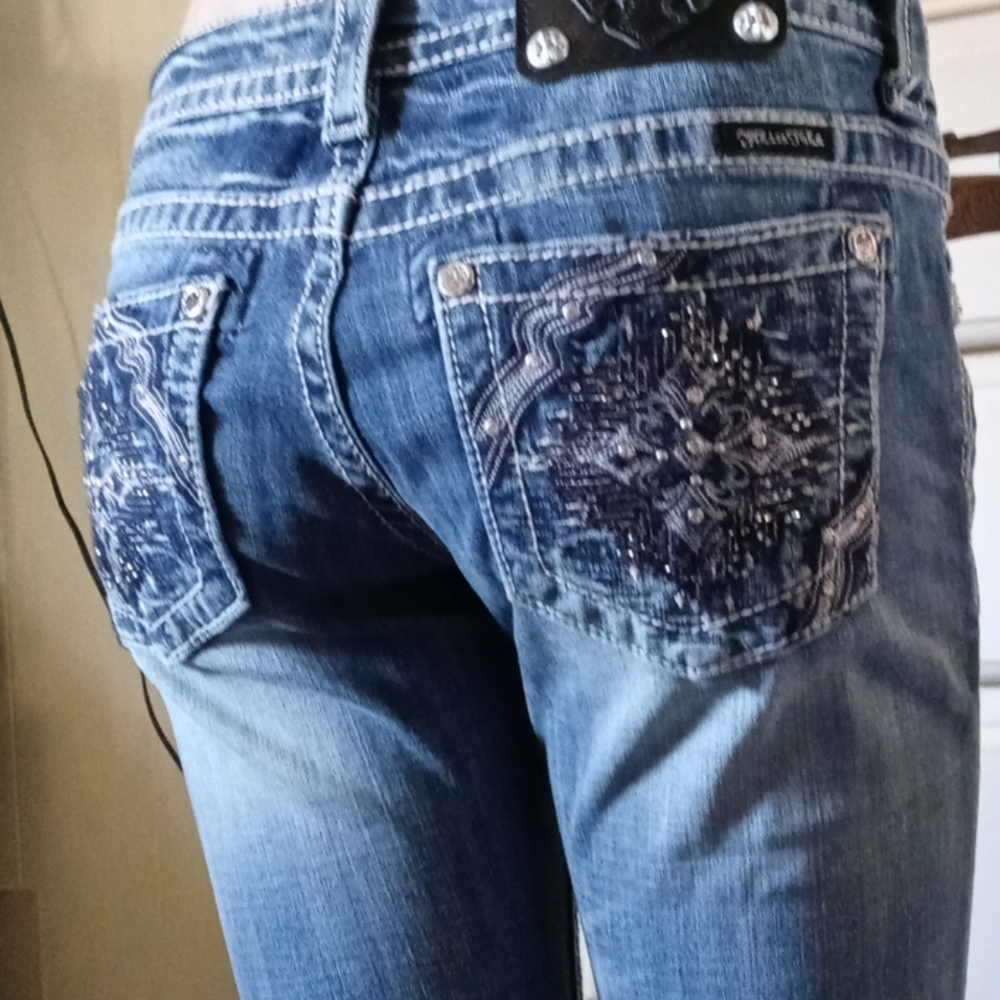 Miss me size 27x34.5 bootcut jeans.